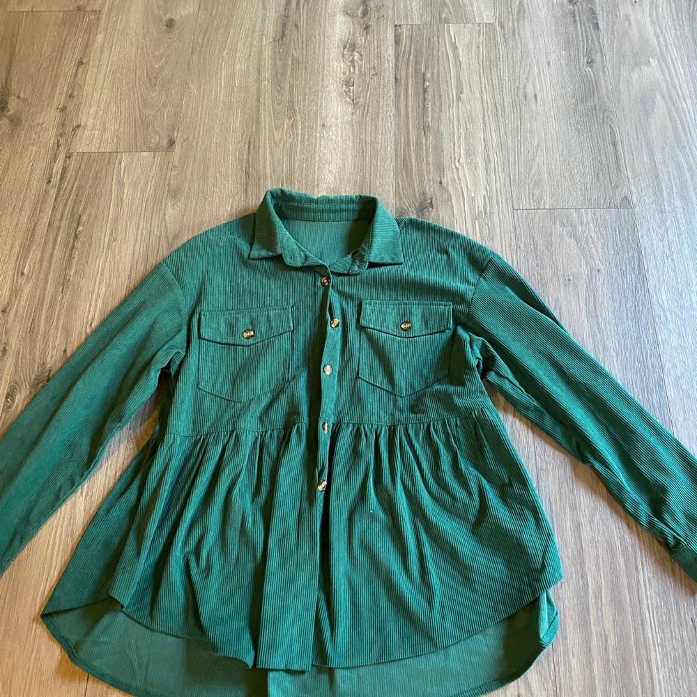 SHEIN size small emerald green button up blouse